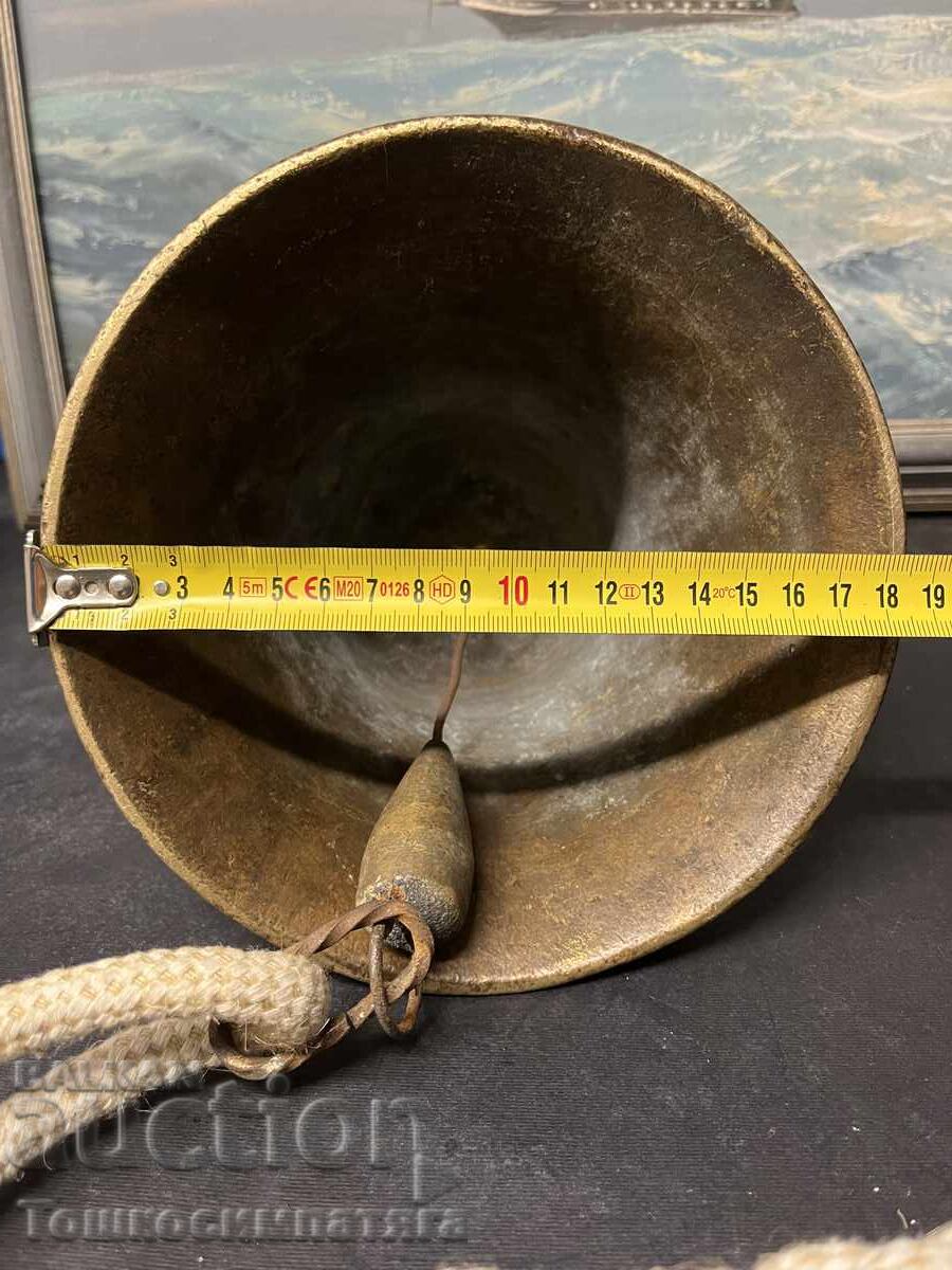 Clopot vechi, de bronz, bisericesc - 5