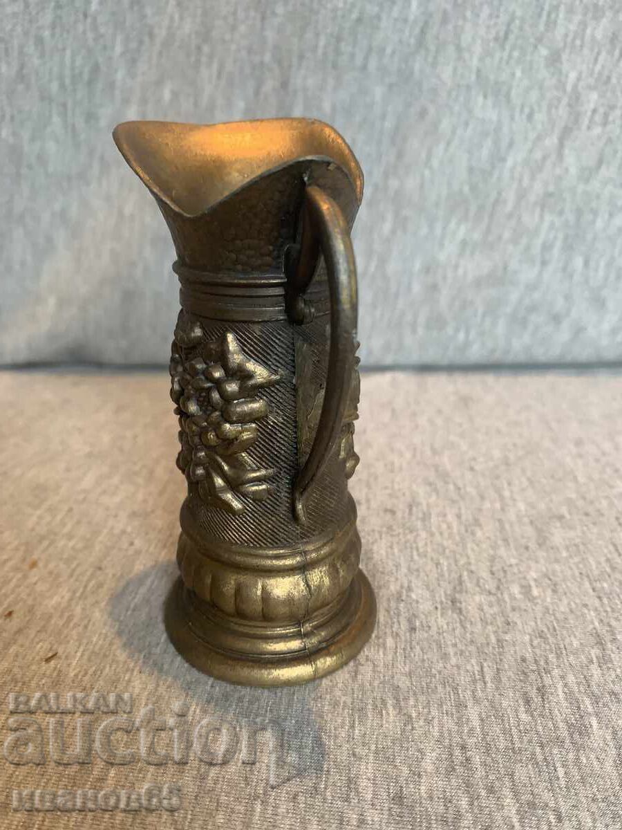 Παράδοση Μικρή αντίκα κανάτα