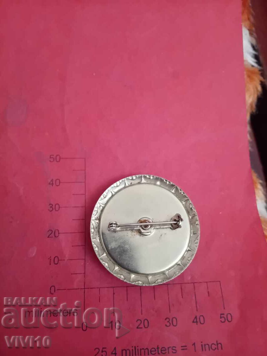 Старинна брошка с цена € 30.00 | 58.68 лв.