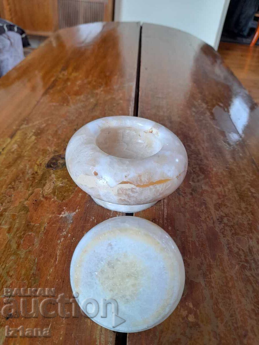 Licitație Cutie veche de bijuterii din marmură