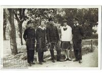 FOTOGRAFIE VECHE VARNA ELEVI DE GIMNAZIU ÎN PARC E909