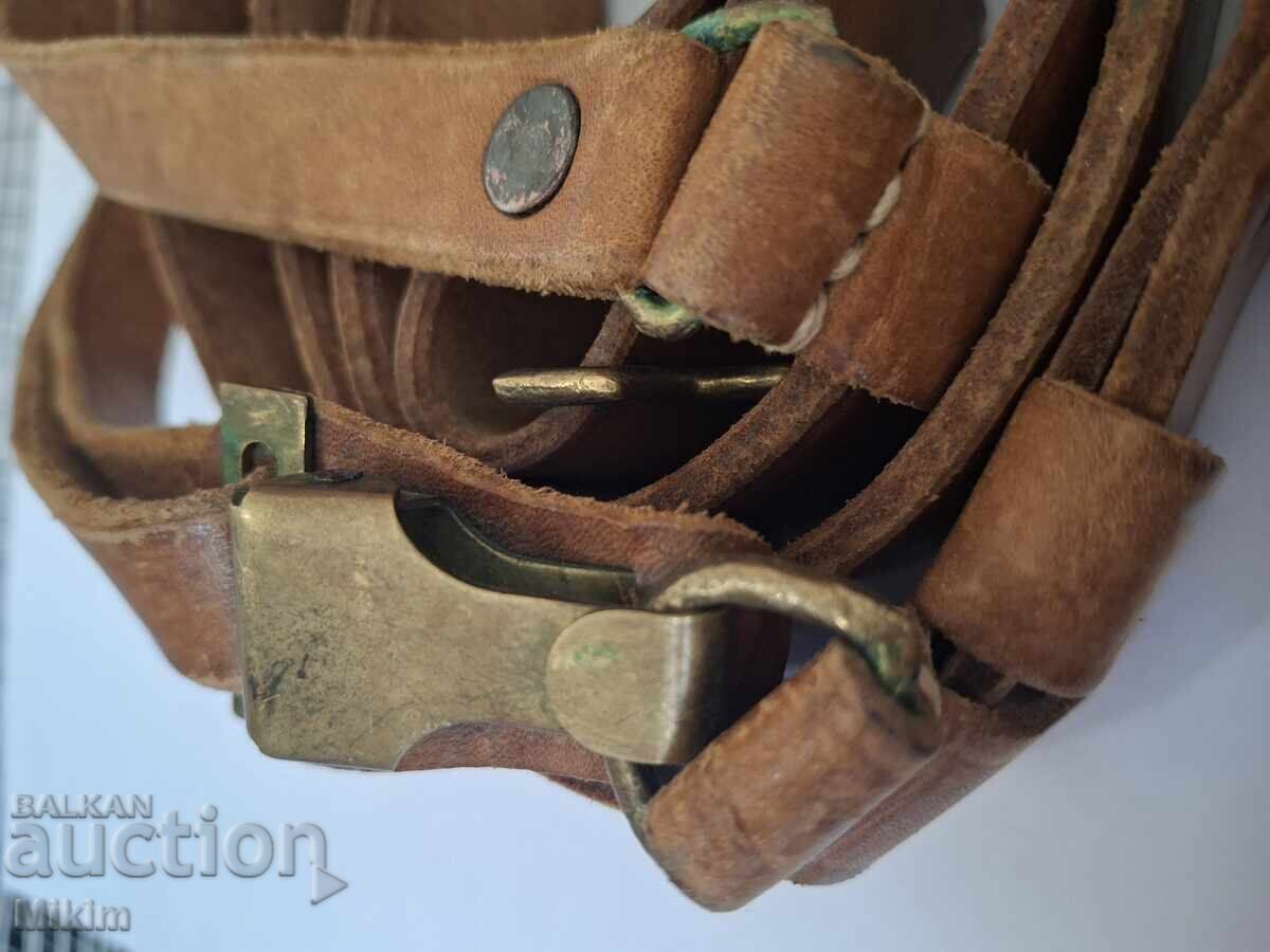 Licitație Centură militară veche pentru bărbați - nou-nouță Licitație Centură militară veche pentru bărbați - nou-nouță