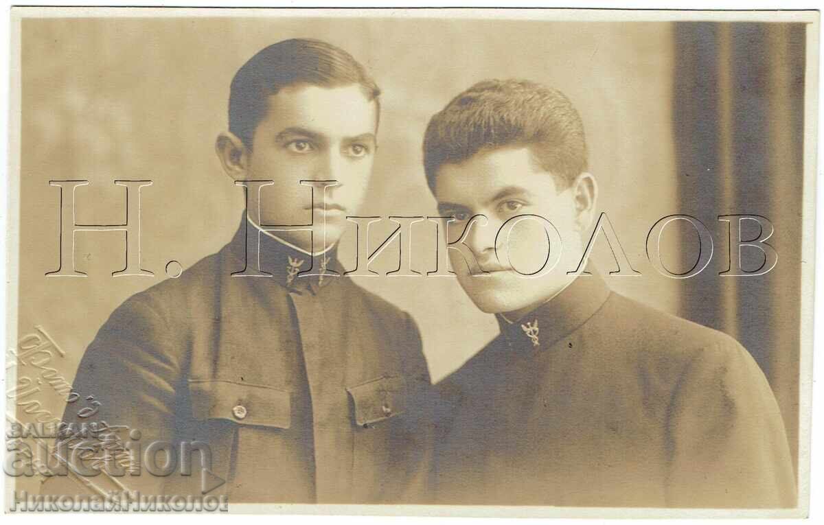 1928 FOTOGRAFIE VECHE VARNA ELEVI DE GIMNAZIU ÎN STUDIO E912