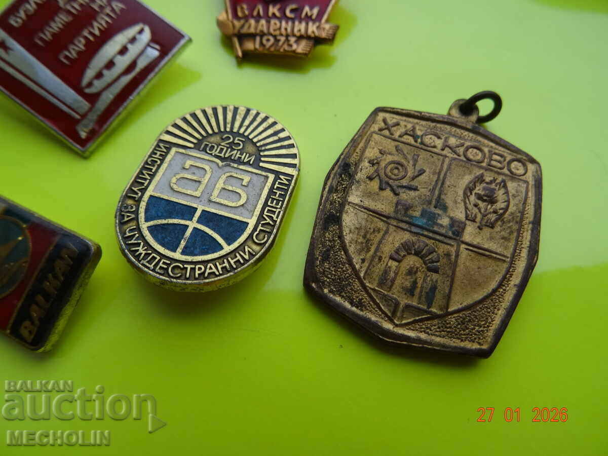Delivery of Collector's Old Bulgarian Badges