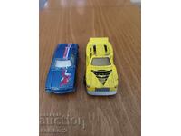 Lot of metal Ford/Ford Mustang cars