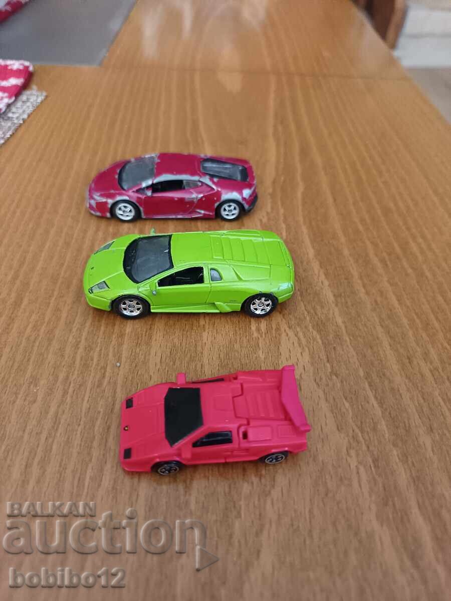Lot mașinuțe metalice Lamborghini/Lamborghini cu preț € 5.00 | 9.78 BGN