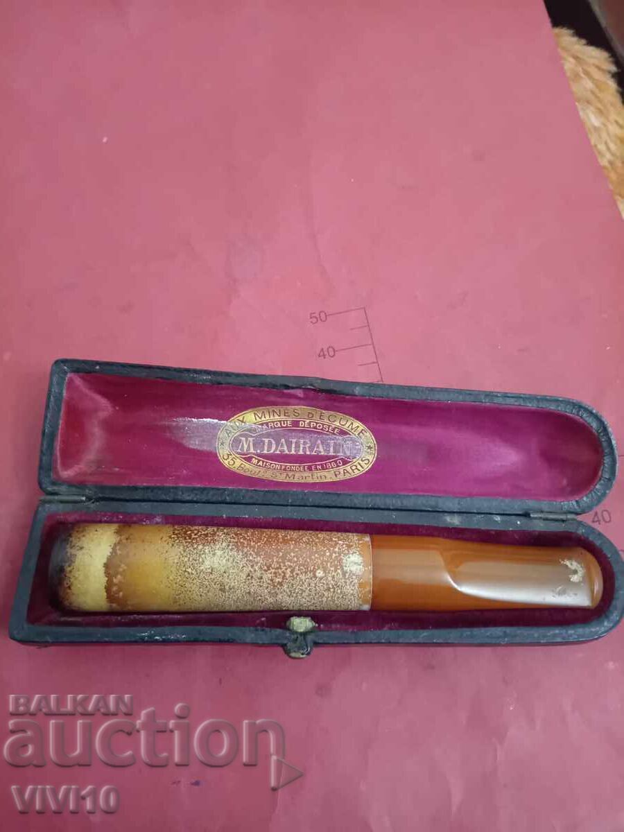 Țigară vintage de chihlimbar cu preț € 40.00 | 78.23 BGN