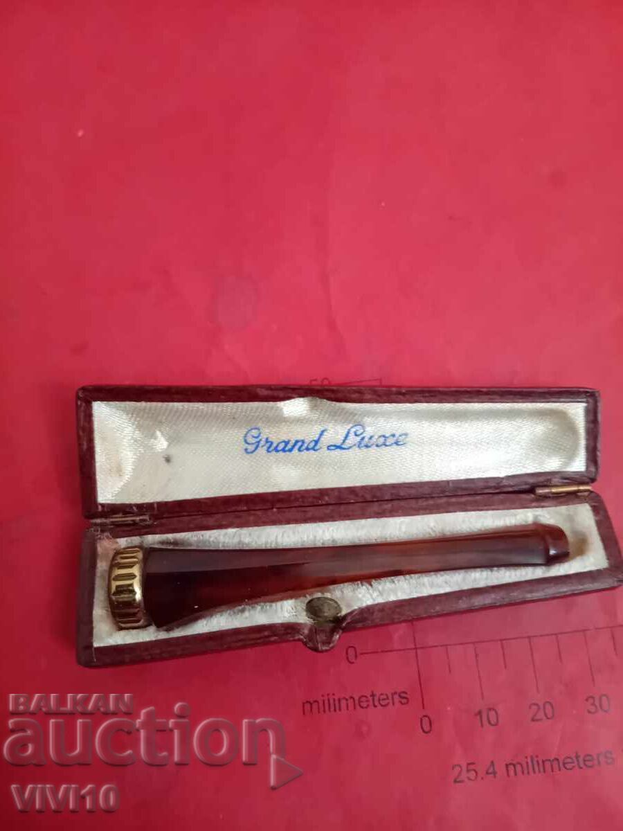 Vintage κεχριμπαρένιο τσιγάρο