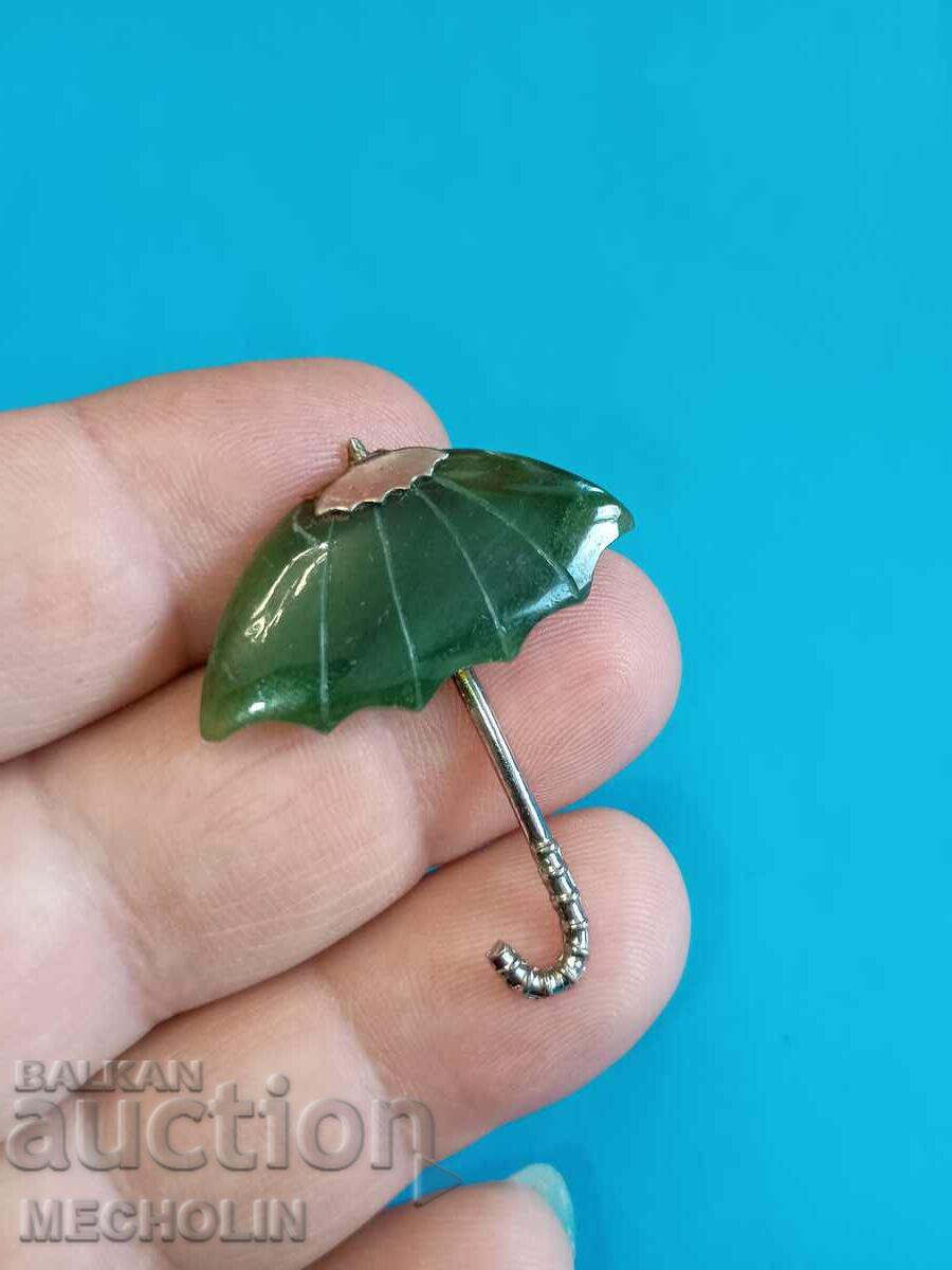 Delivery of Old Brooch Umbrella Delivery of Old Brooch Umbrella