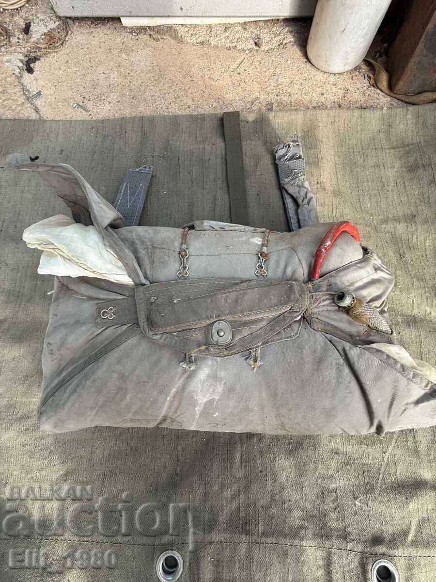 Εφεδρικό ρωσικό αλεξίπτωτο