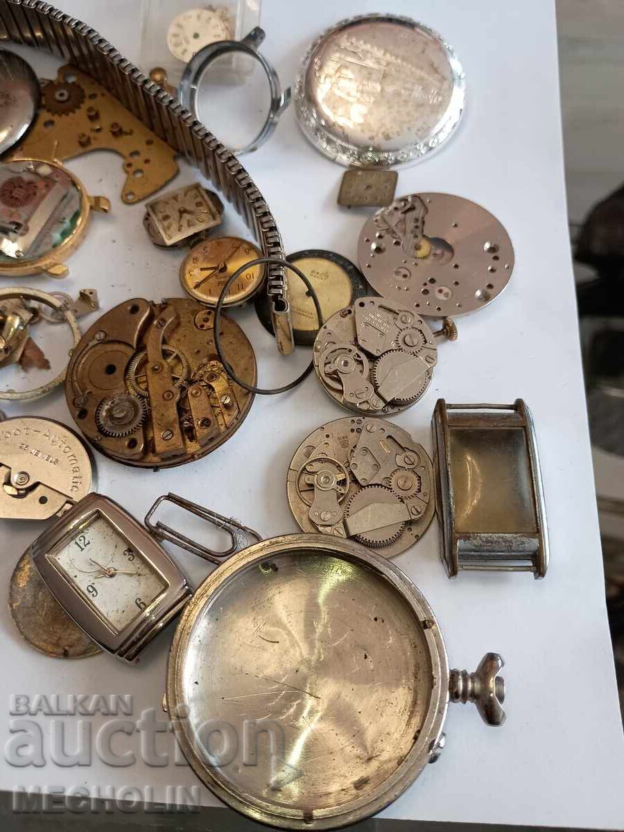 Piese pentru CEASURI lot 4 cu preț € 6.14 | 12.01 BGN