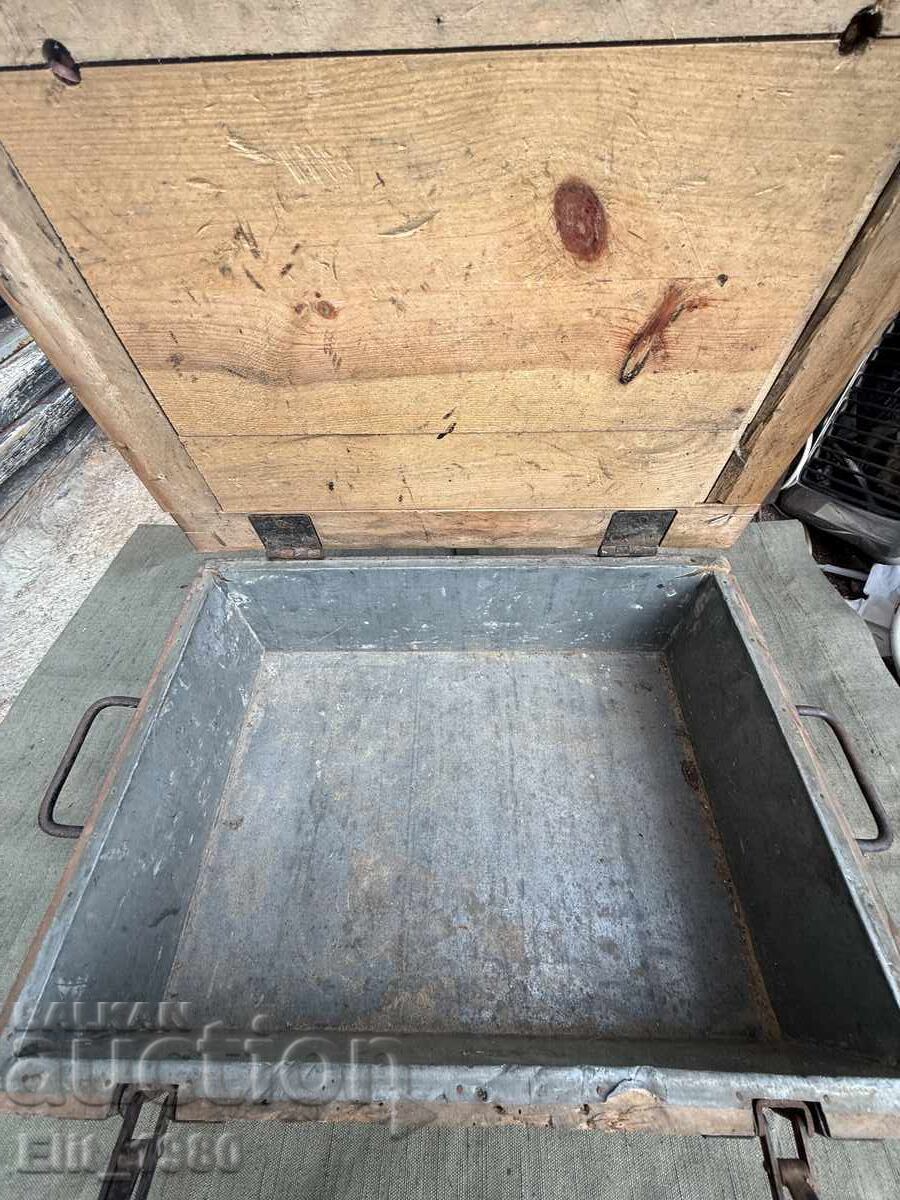 German ammunition box from WWII - 5