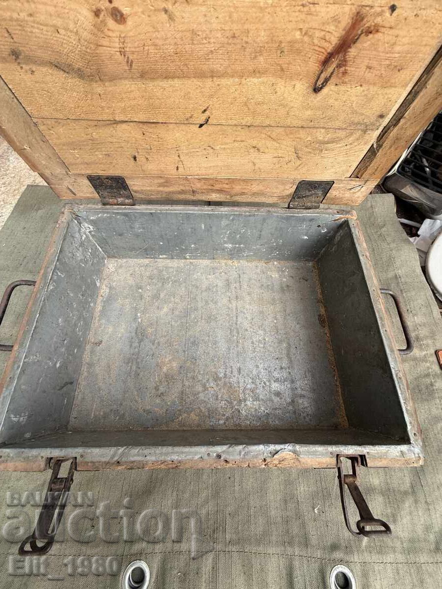 German ammunition box from WWII - 6