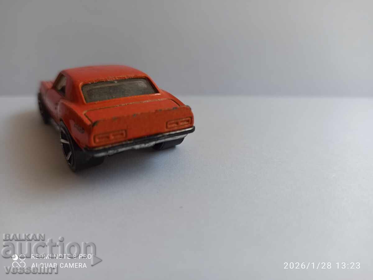 Auction  Old toy car Chevrolet Camaro 1968 COPO 1/64