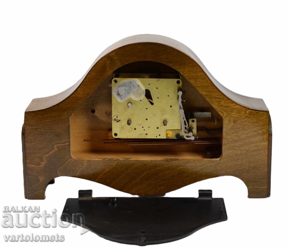 Ceas de masă / șemineu din lemn VECNA URSS - nu funcționează - 6 Ceas de masă / șemineu din lemn VECNA URSS - nu funcționează - 6