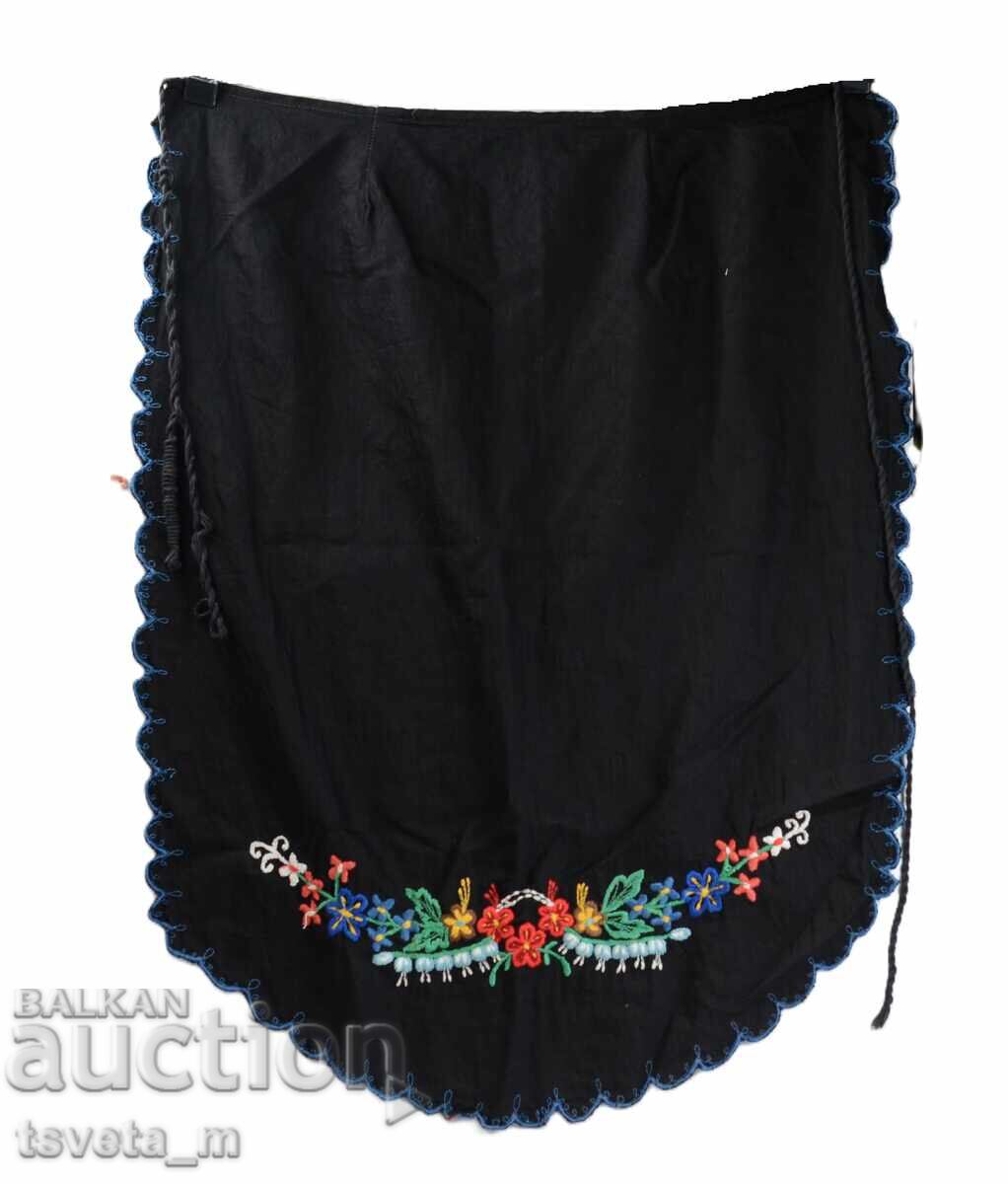 Δημοπρασία Γυναικεία βαμβακερή ποδιά με κέντημα παραδοσιακής φορεσιάς