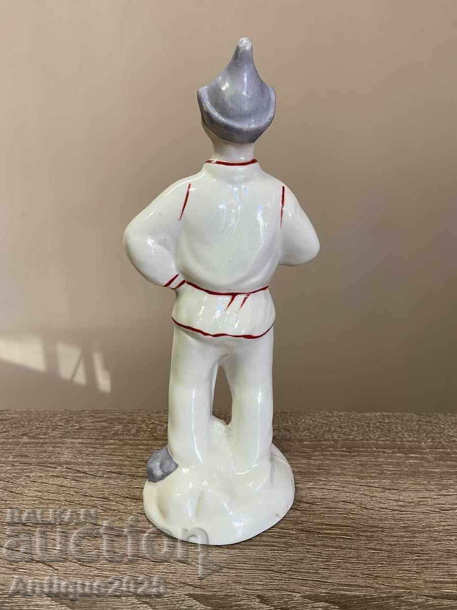 Винтидж порцеланова статуетка „Работник с лопата“, СССР с цена € 30.00 | 58.67 лв.