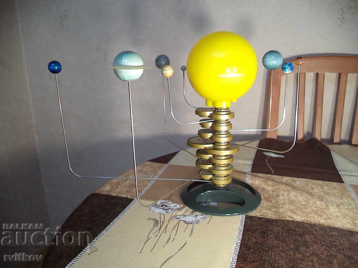 Auction  3D model of the Solar System