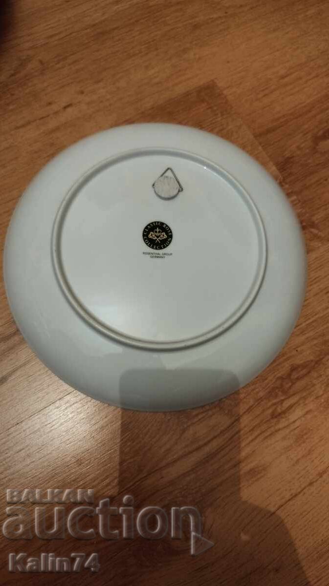 Auction  Beautiful porcelain wall plate from Frankfurt Germany