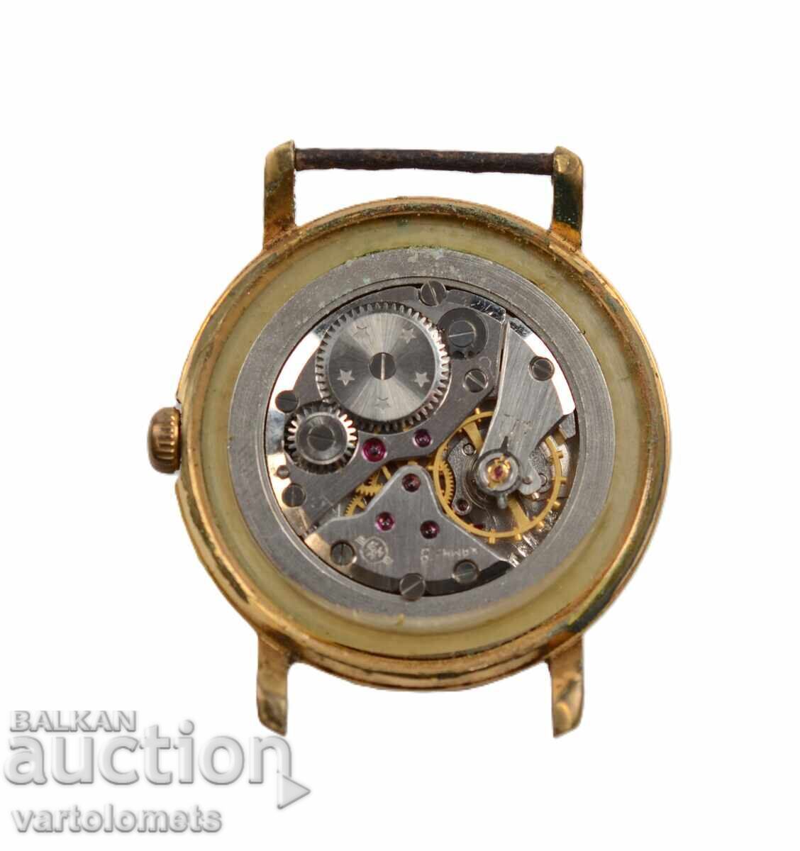 Ceas bărbătesc VOSTOK URSS cu placare cu aur 20 Mk - nu funcționează cu preț € 35.00 | 68.45 BGN