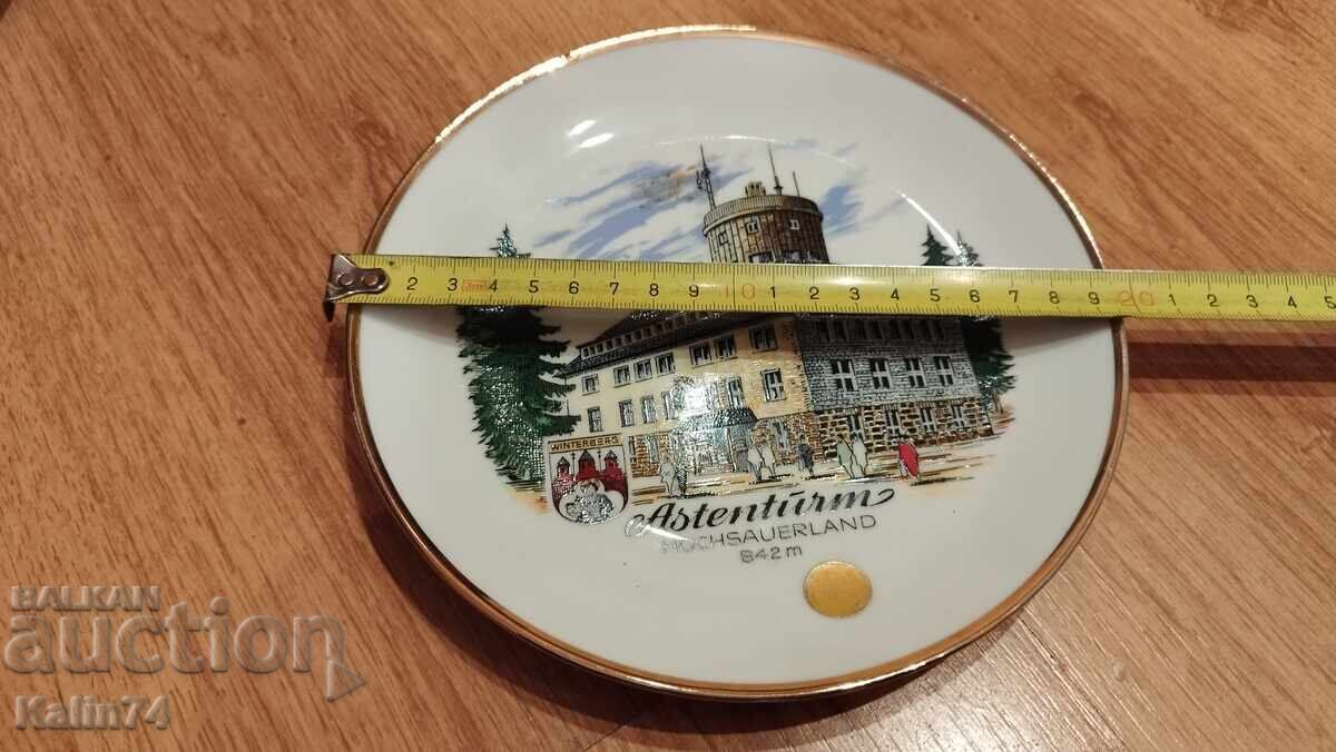 Frumoasa farfurie din portelan din Germania. cu preț € 10.50 | 20.54 BGN