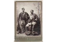 ΒΖΚ Μακεδονία, Μακεδονικοί Τσέτνικοι, χαρτόνι