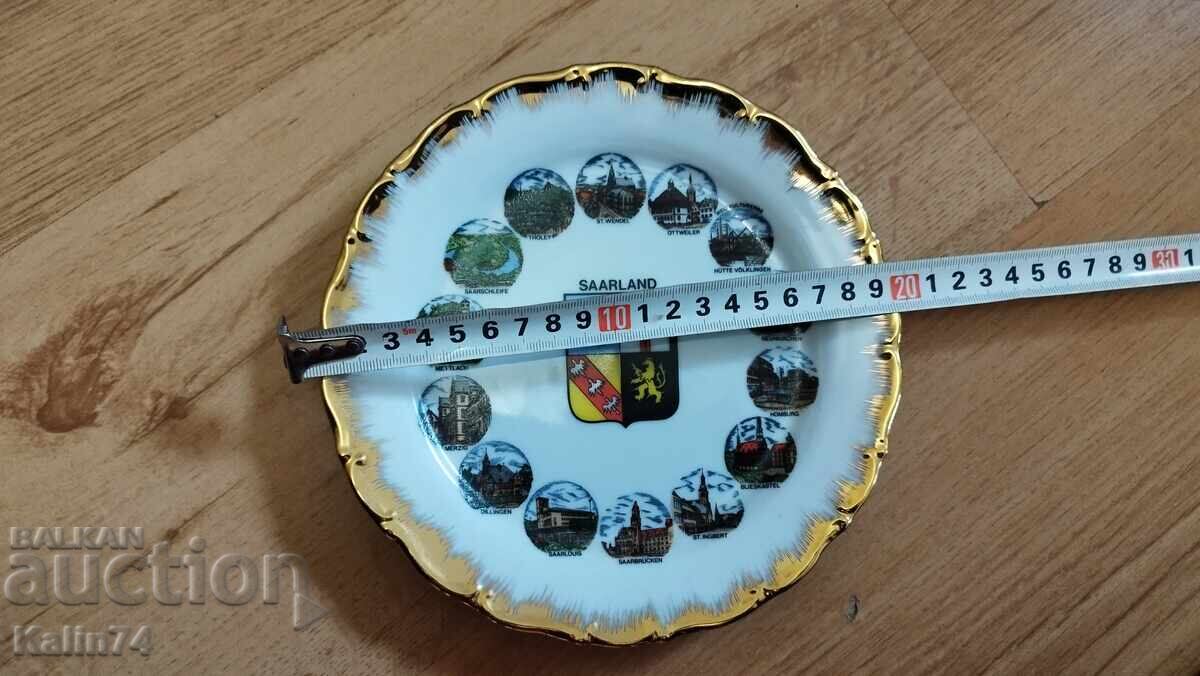 Όμορφο πορσελάνινο πιάτο από τη Γερμανία. με τιμή € 11.00 | 21.51 BGN