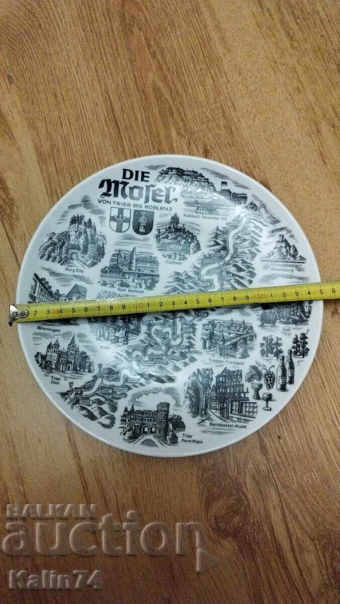 Διακοσμητικό πιάτο από το Koblenz Γερμανίας με τιμή € 11.00 | 21.51 BGN