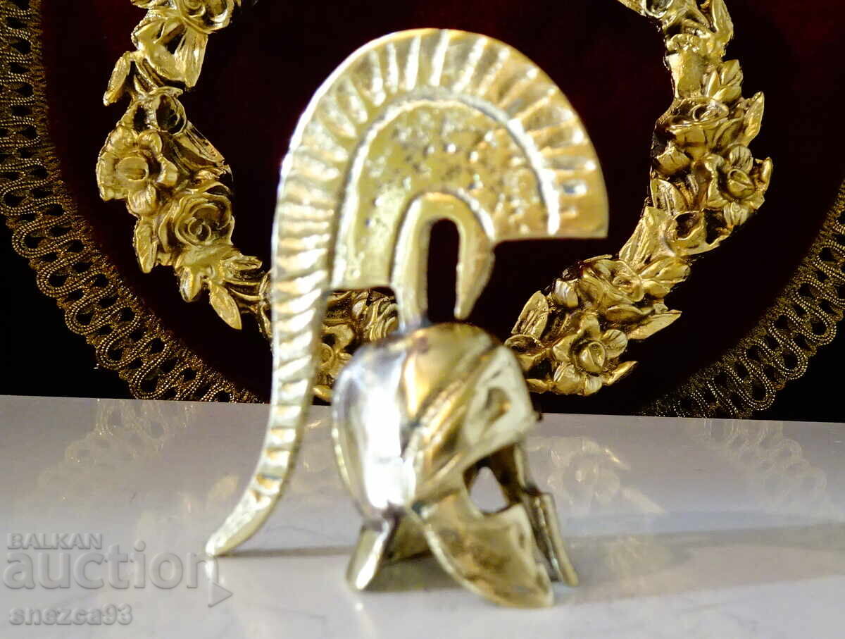 Спартански шлем,воин Леонидас от бронз.