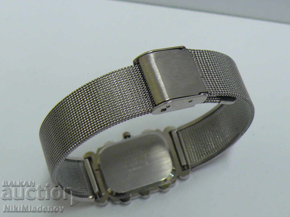 Delivery of SEIKO QUARTZ Ladies' wristwatch, working