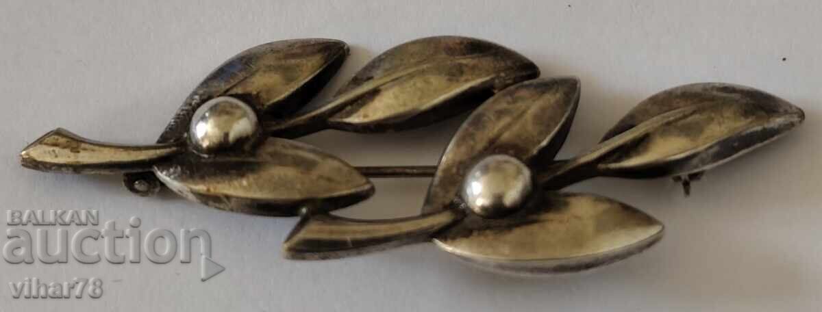 Licitație BROȘĂ MARO-ARGINTIU VECHI