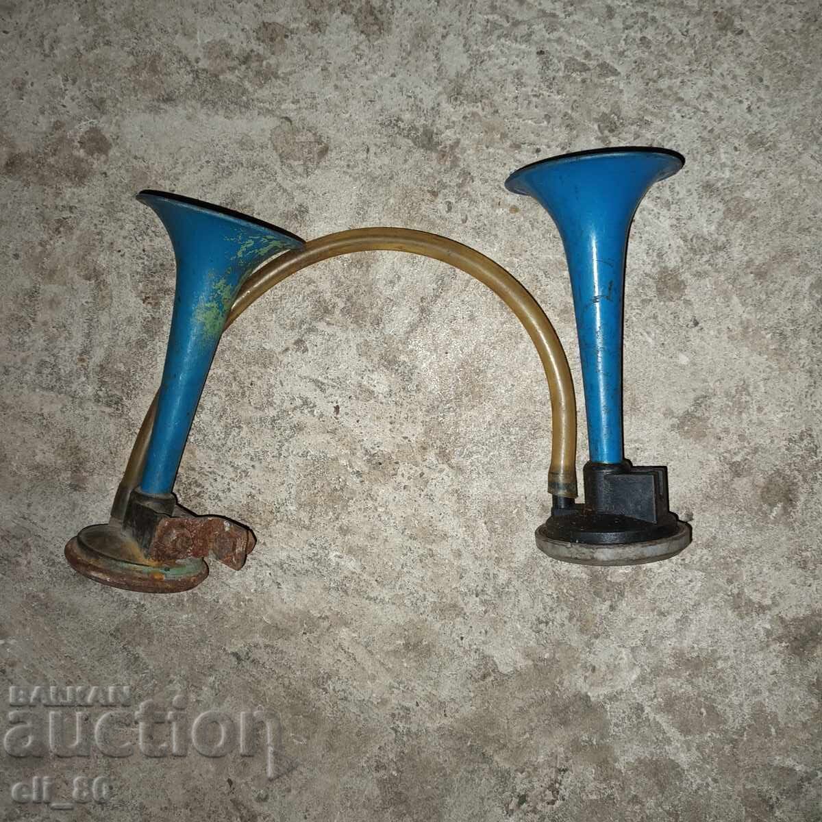 Μικρή τρομπέτα σάλπιγγα με τιμή € 2.00 | 3.91 BGN