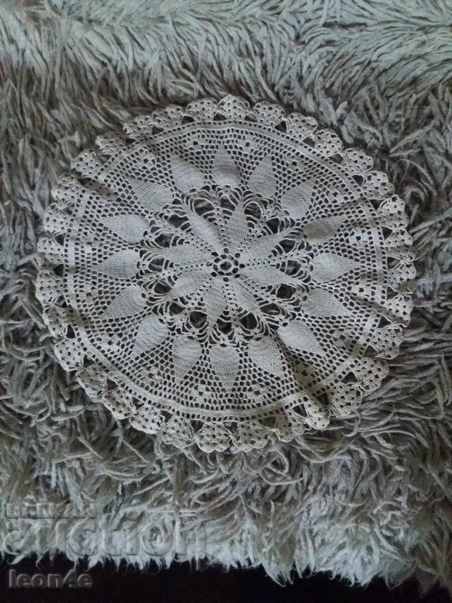 Покривка за маса на една кука мильо 42 см.