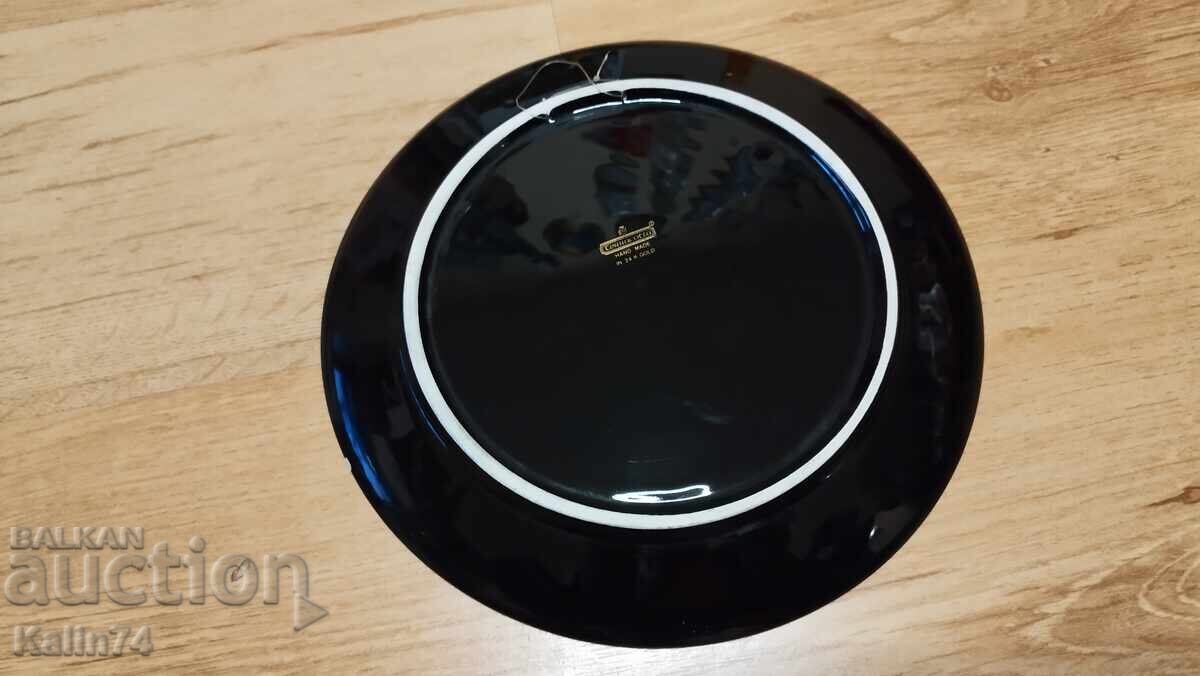 Auction  Beautiful porcelain plate from Thessaloniki, Greece.