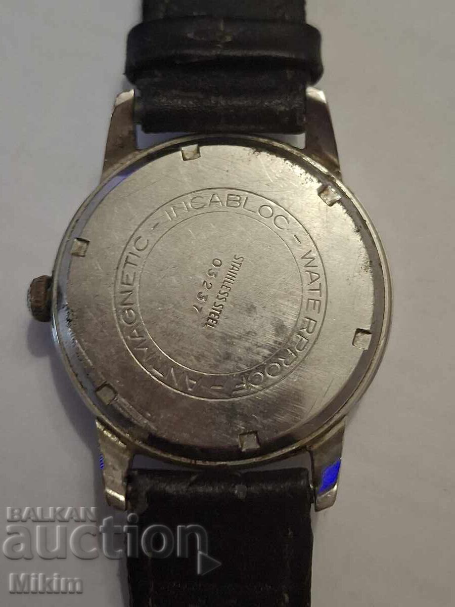 Ceas bărbătesc Olma cu preț € 0.01 | 0.02 BGN Ceas bărbătesc Olma cu preț € 0.01 | 0.02 BGN