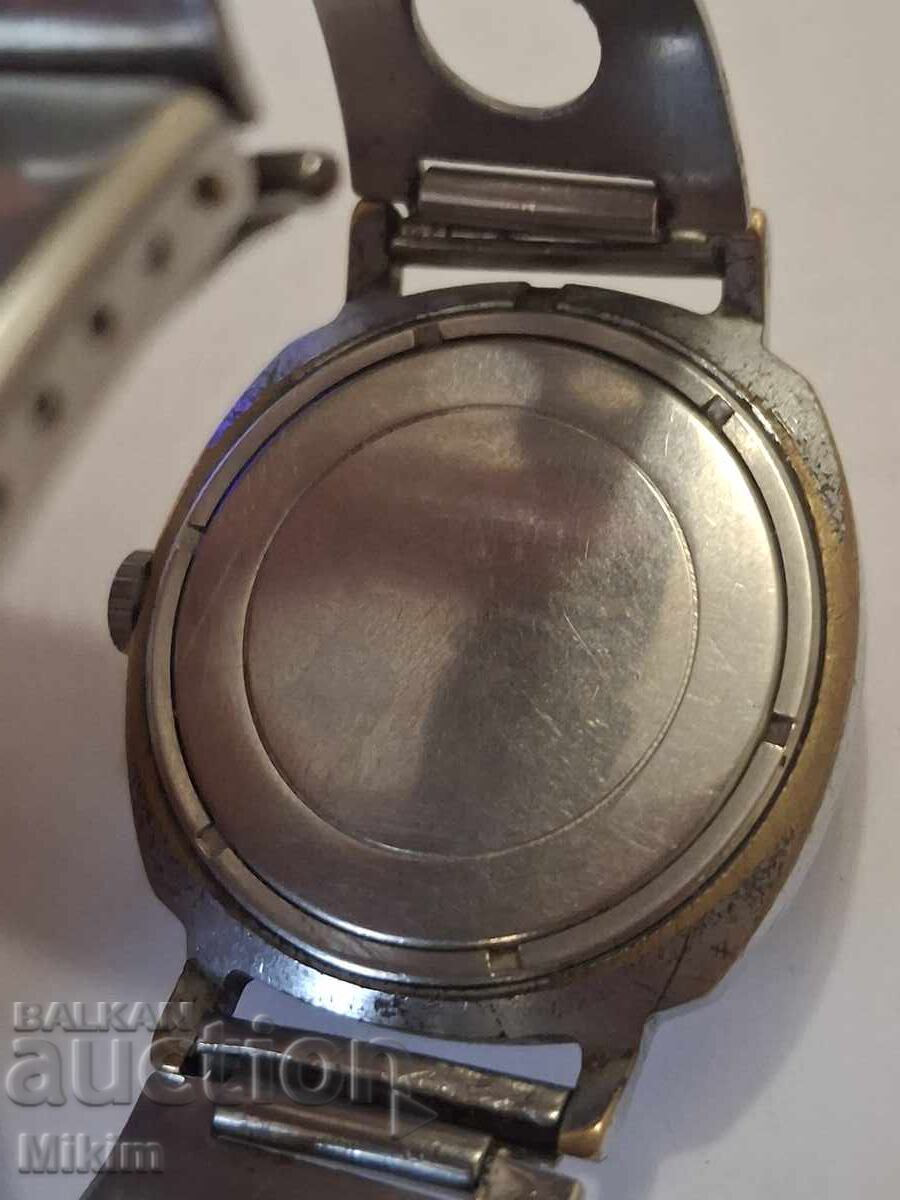 Ceas barbatesc Slava cu preț € 0.11 | 0.22 BGN Ceas barbatesc Slava cu preț € 0.11 | 0.22 BGN