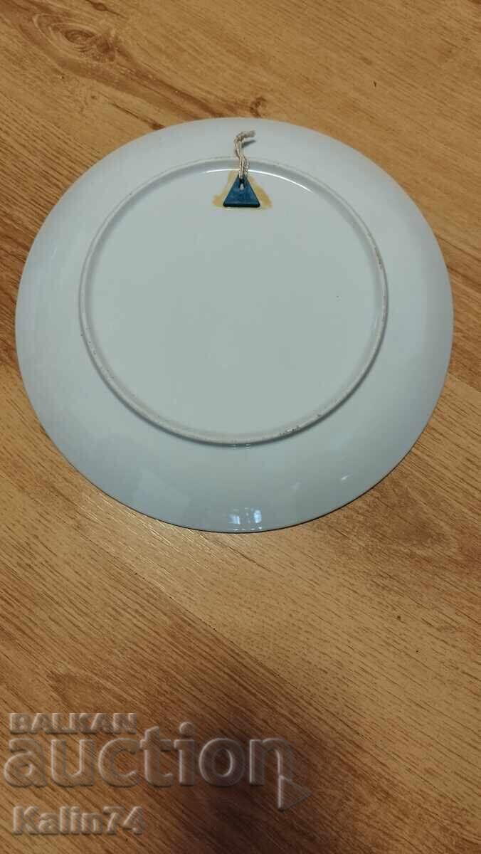Auction  Beautiful plate from Barcelona-Spain.