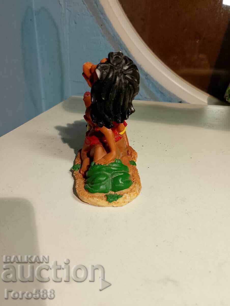 Delivery of Figurine 5