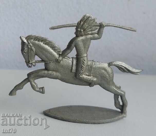 Figura, soldat: indian. cu preț € 3.00 | 5.87 BGN