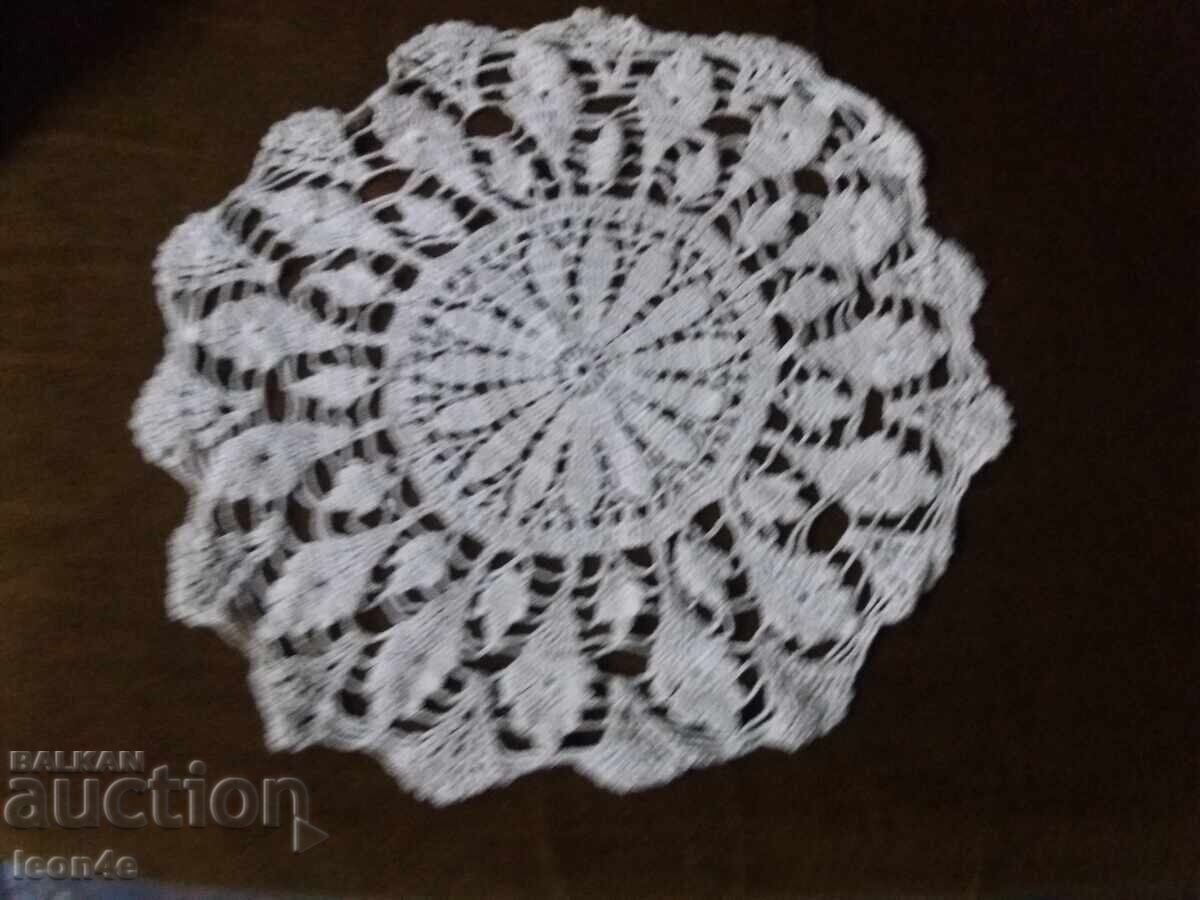 Κουβερτούλα πλεκτό με βελονάκι 30 εκ με τιμή € 15.00 | 29.34 BGN