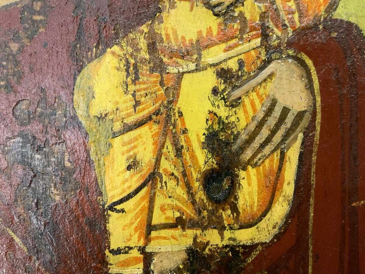 Delivery of Old Tryavna painted icon triptych Virgin Mary with Child