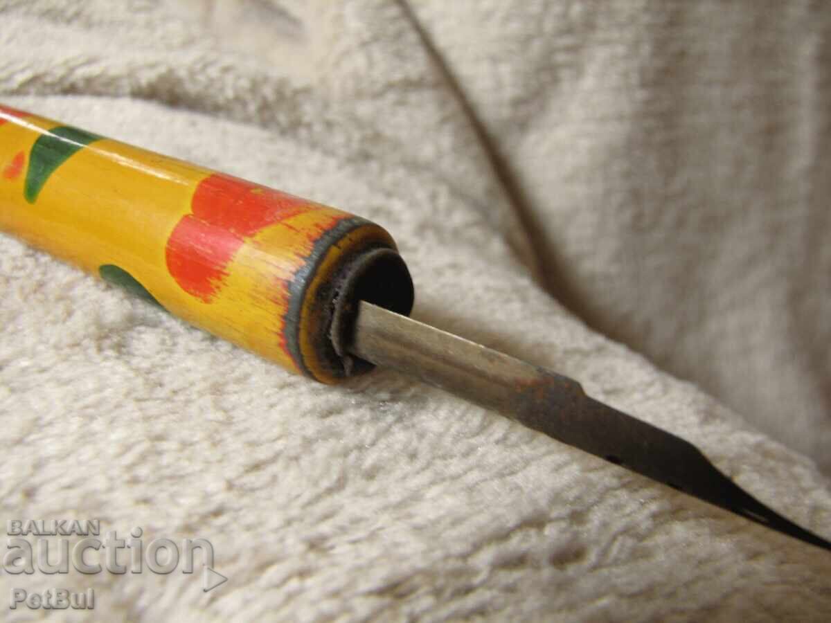 Auction  Antique Wooden Dip Pen Yellow