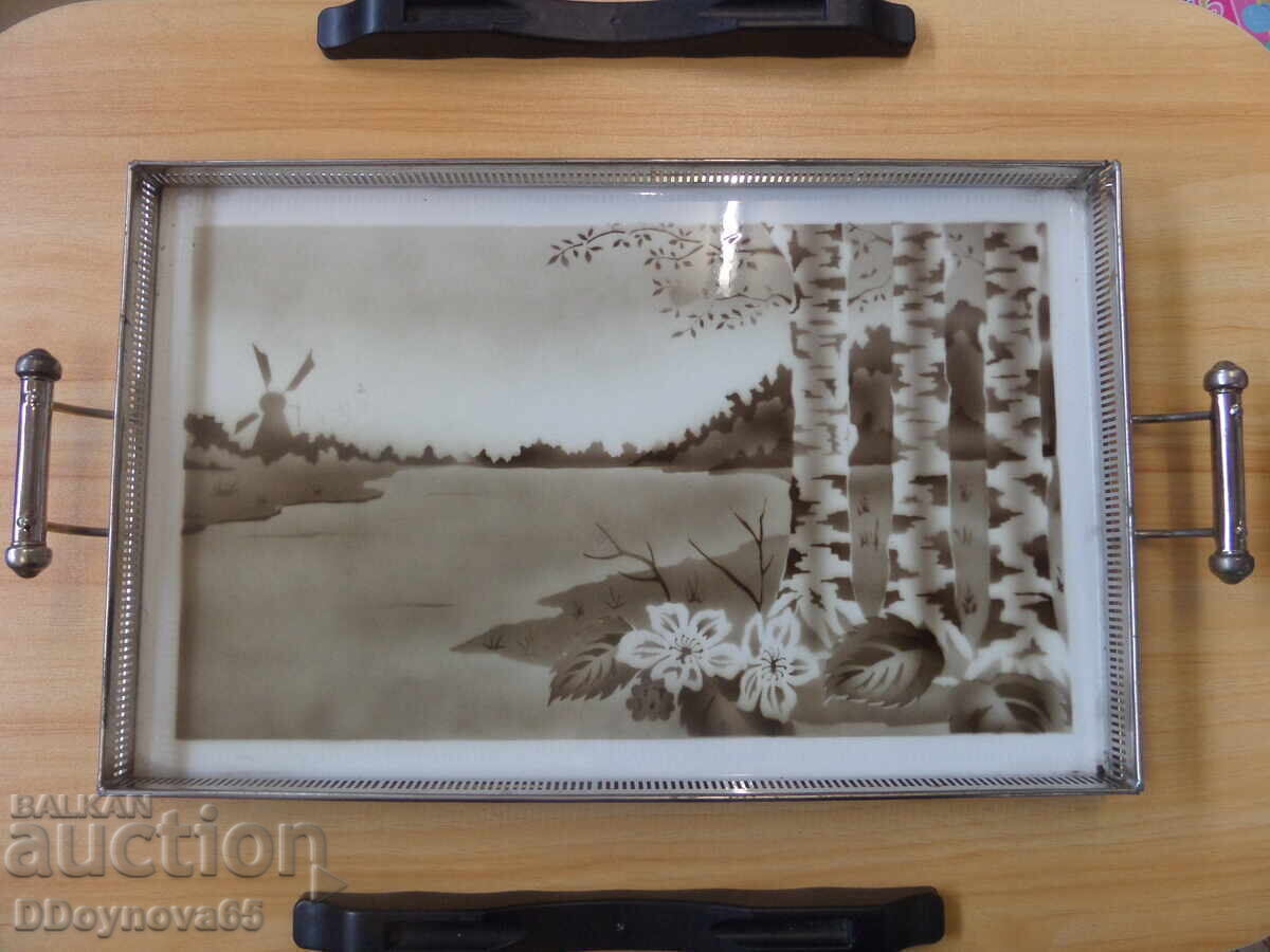 Порцеланов поднос Порцеланов поднос