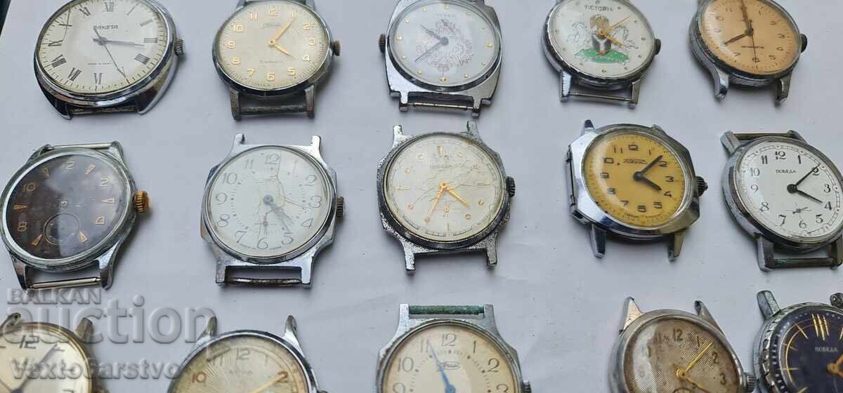 Licitație Ceasuri-Ceasuri-RUȘEȘTI-15 bucăți. FUNCȚIONEAZĂ-BZC Licitație Ceasuri-Ceasuri-RUȘEȘTI-15 bucăți. FUNCȚIONEAZĂ-BZC