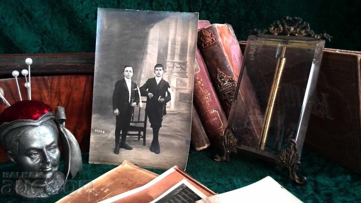 Old photo photograph Old photo photograph