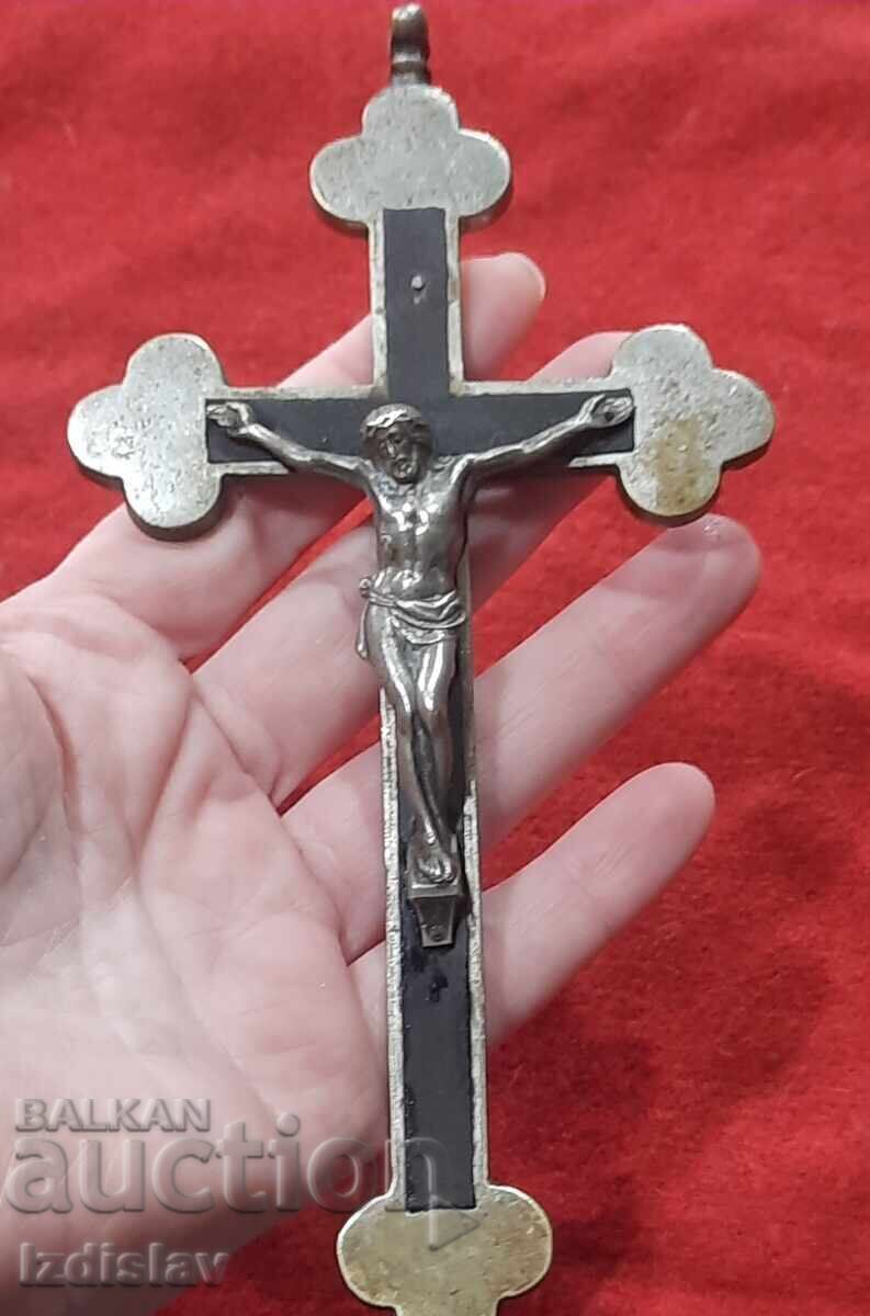 Cruce pectorală veche a unui preot de campanie austro-ungar cu preț € 40.00 | 78.23 BGN
