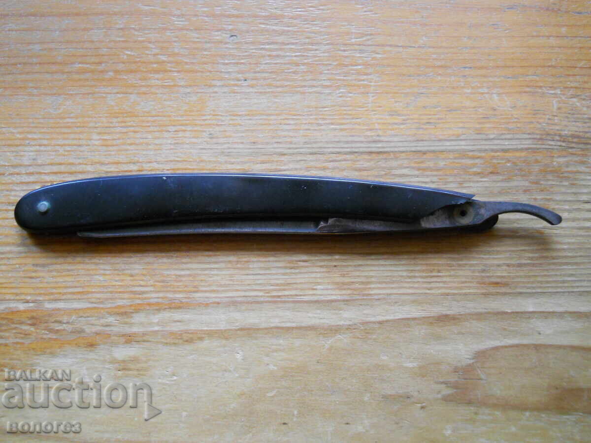 Brici vechi "Zwilling" - Germania cu preț € 5.20 | 10.17 BGN