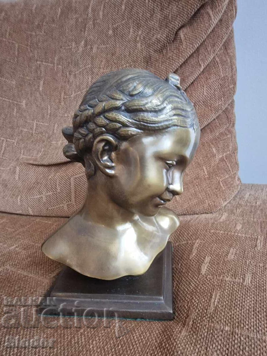 Bust din bronz cu preț € 200.00 | 391.17 BGN
