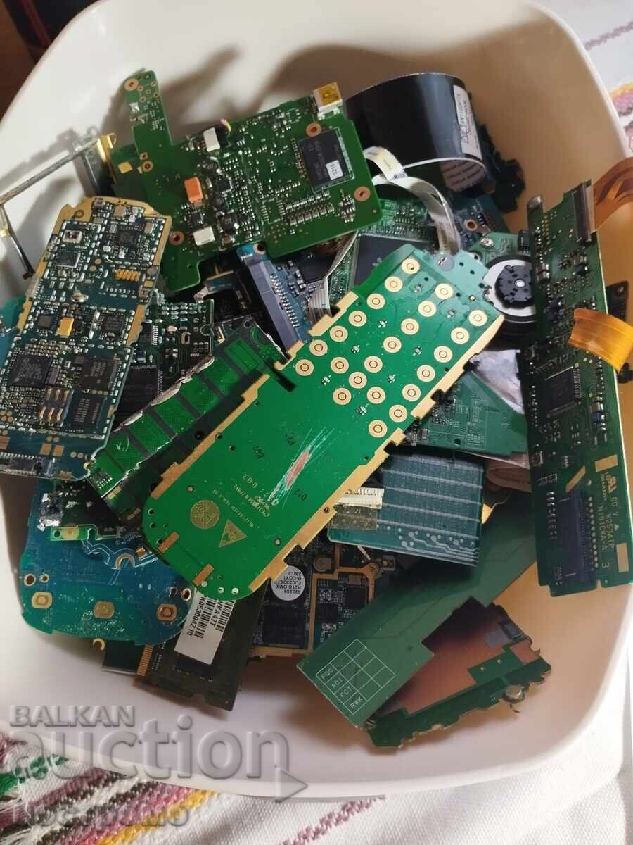 Аукцион Скрап злато сребро платина паладий -  В 4