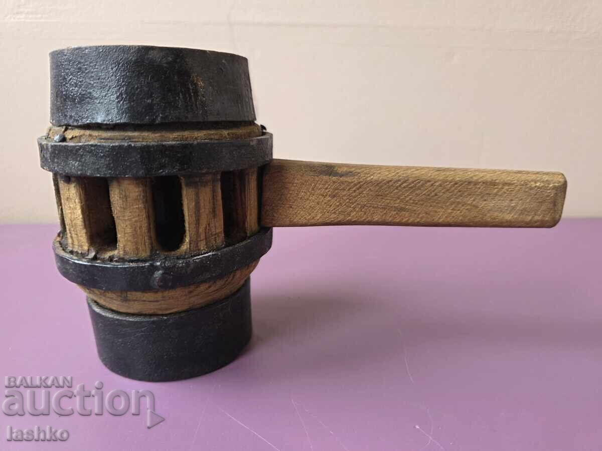 Чукът на Тор с цена € 14.99 | 29.32 лв.